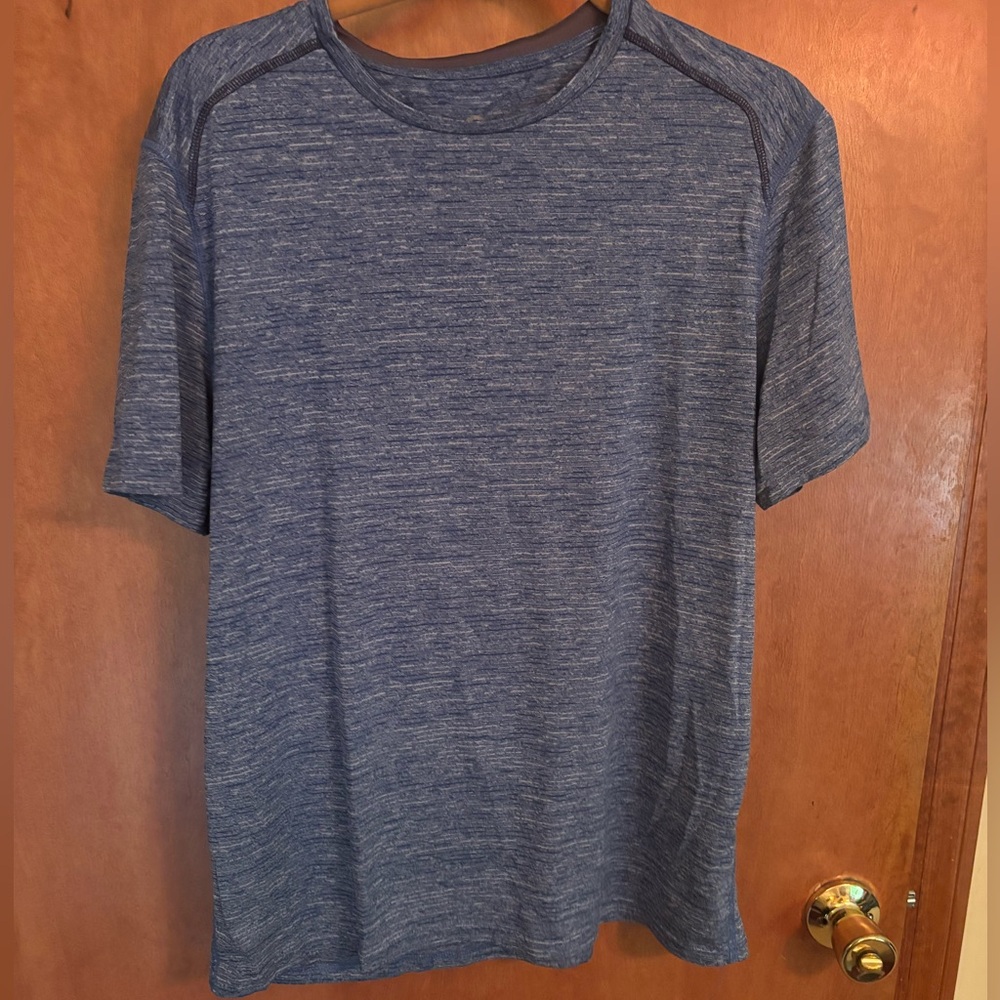 Champion Men's Blue Heather T-Shirt size L